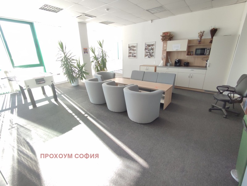Дава под Наем ОФИС в град София, Летище София - 315 кв.м / 2 362 € » 4 619.67 лв., ПРОХОУМ СОФИЯ
