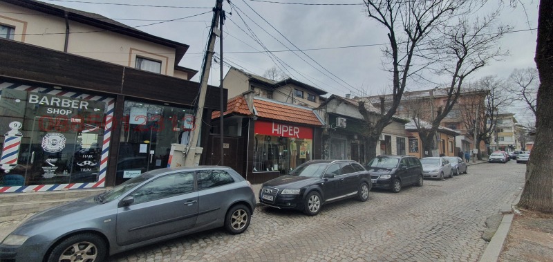 Дава под наем МАГАЗИН, гр. Перник, Център