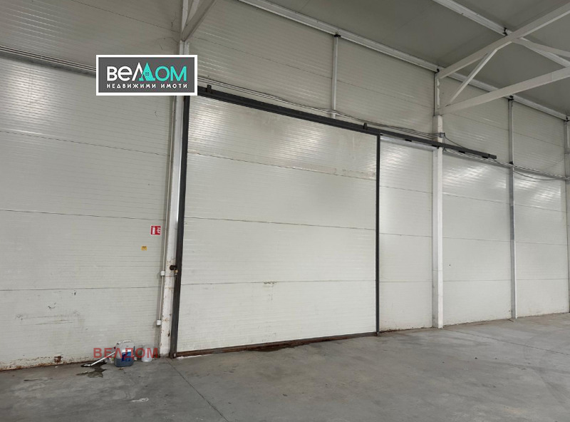 Дава под наем СКЛАД, гр. Варна, с. Тополи, снимка 2 - Складове - 52884192