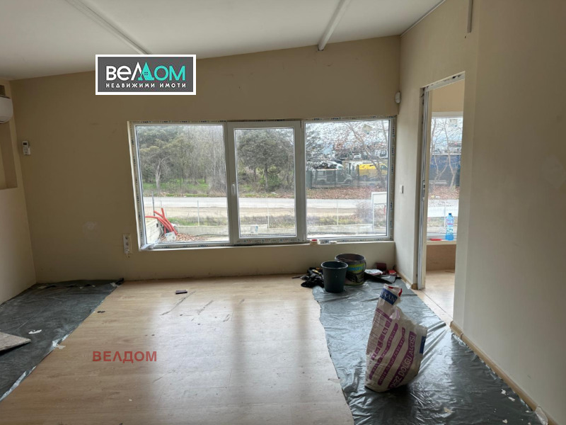 Дава под наем СКЛАД, гр. Варна, с. Тополи, снимка 9 - Складове - 52884192