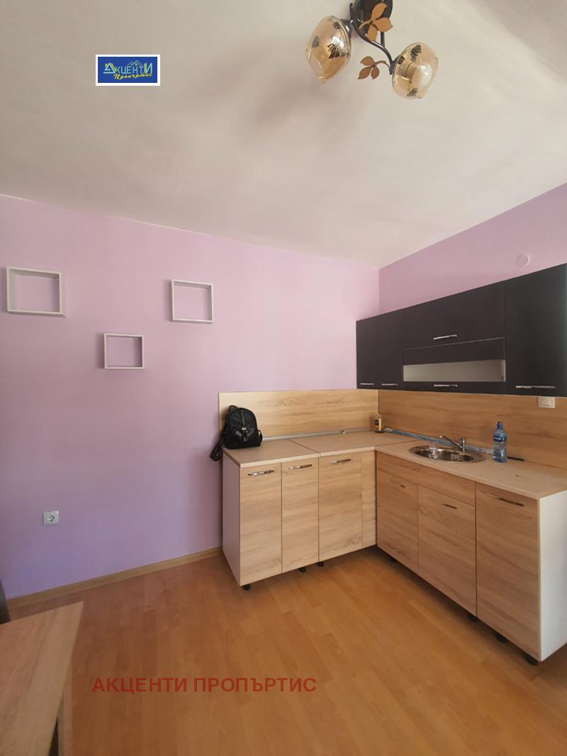 Zu vermieten  1 Schlafzimmer Weliko Tarnowo , Zentar , 40 qm | 30974978 - Bild [3]