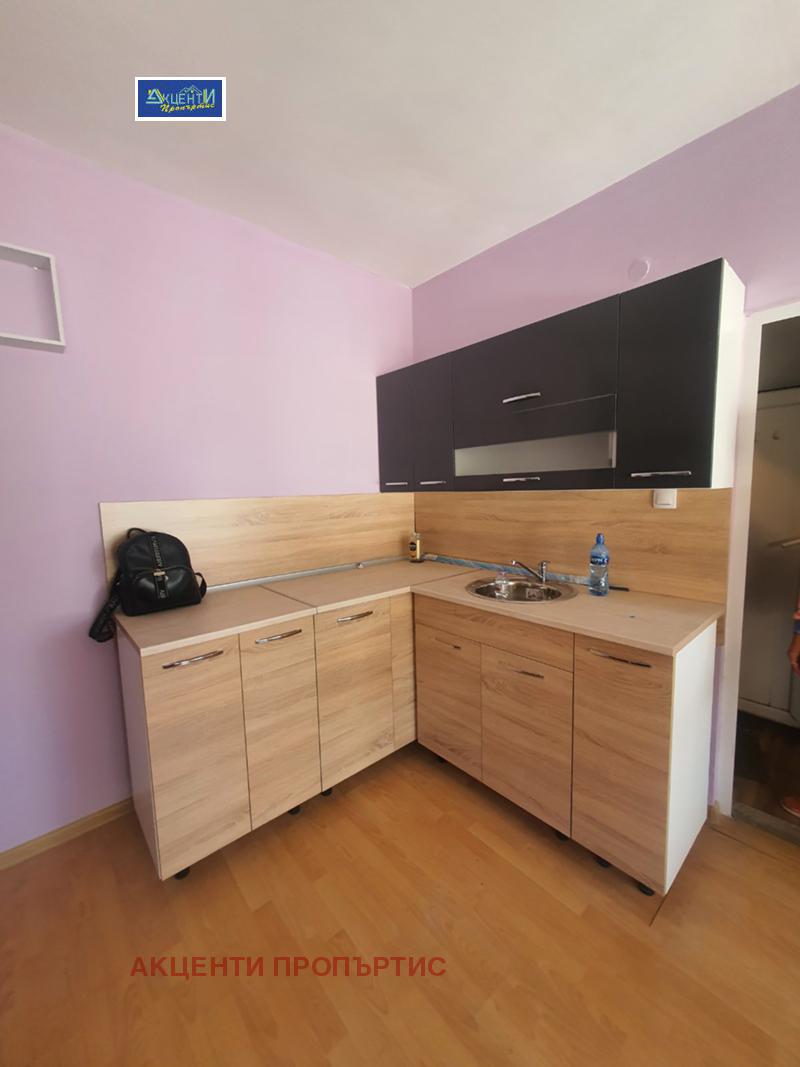 Zu vermieten  1 Schlafzimmer Weliko Tarnowo , Zentar , 40 qm | 30974978 - Bild [4]