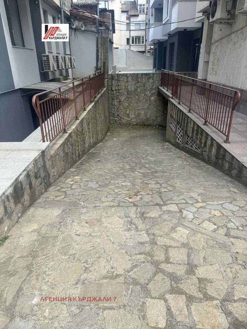 Da affittare  Box auto Kardgali , Tsentar , 23 mq | 82023776 - Immagine [6]