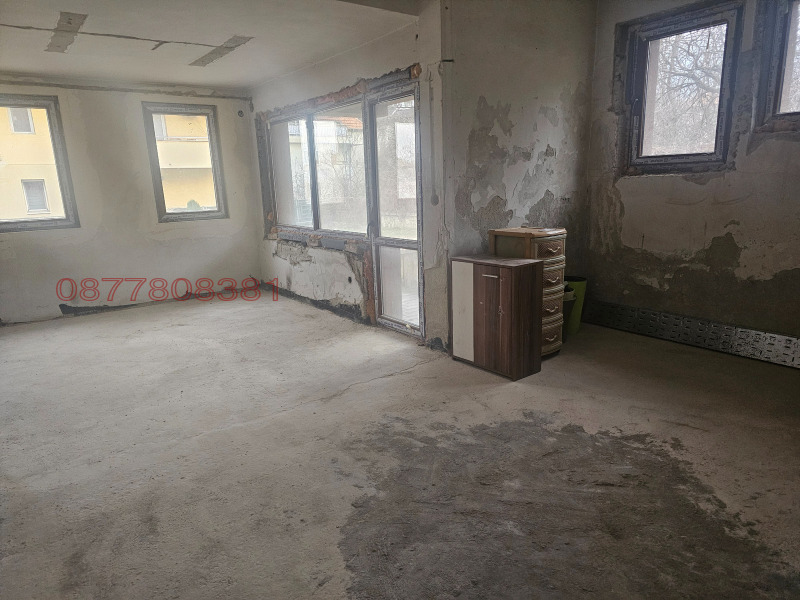 Дава под наем СКЛАД, гр. София, Карпузица, снимка 6 - Складове - 53188404