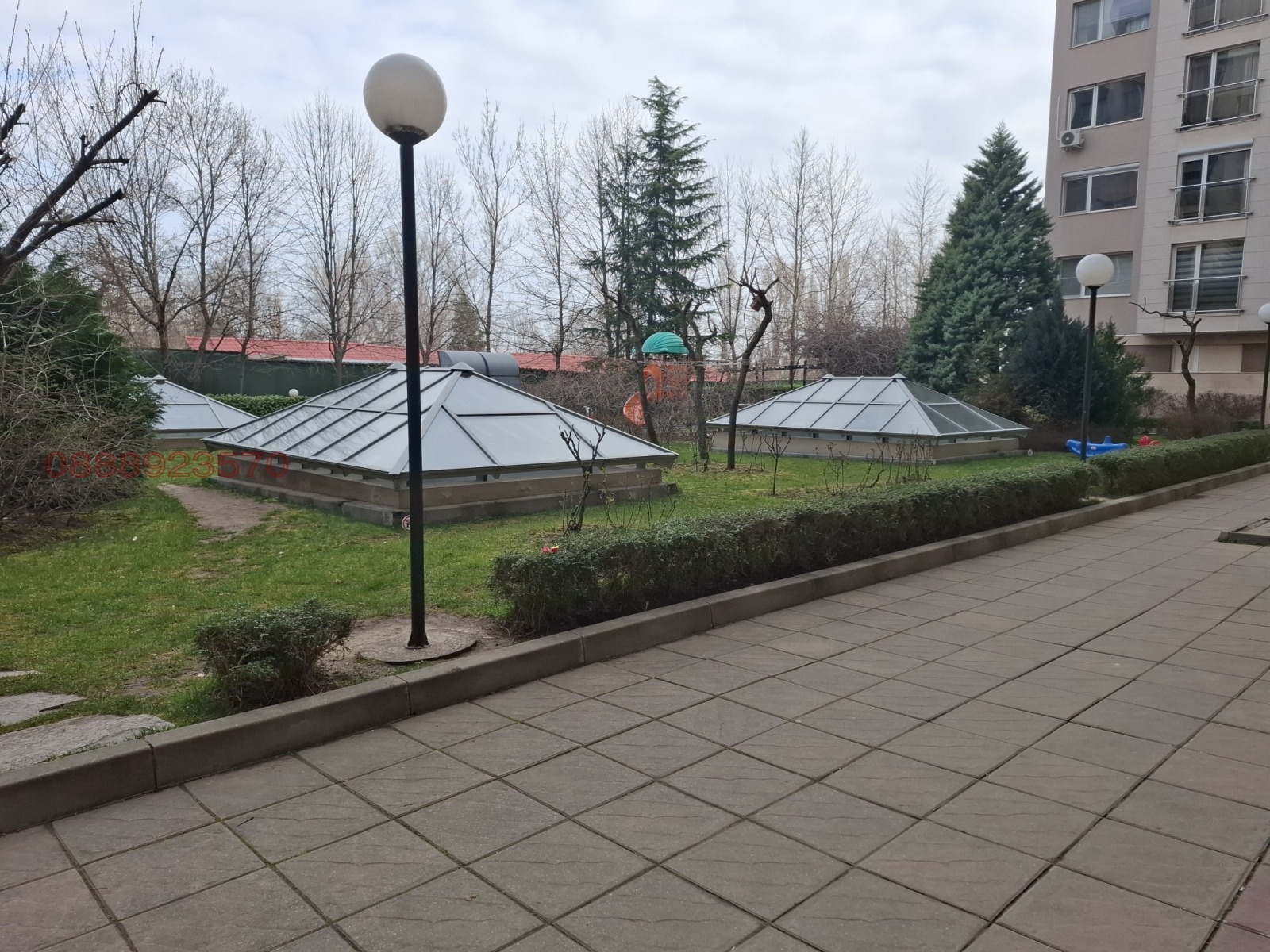 Дава под наем 3-СТАЕН, гр. София, Лагера, снимка 12 - Апартаменти - 53942479