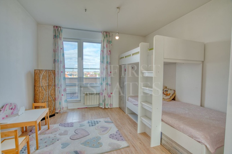 Издаје се  2 спаваће собе Софија , Лозенец , 180 м2 | 15423101 - слика [13]