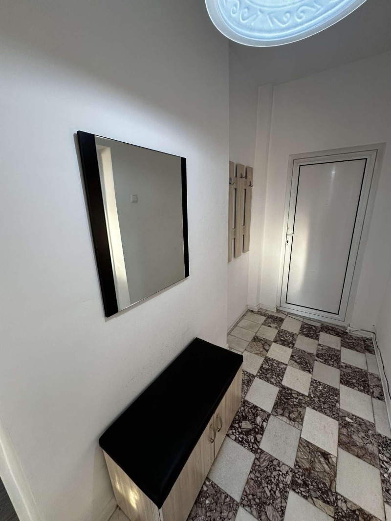 Дава под наем ЕТАЖ ОТ КЪЩА, гр. Варна, Цветен квартал, снимка 9 - Етаж от къща - 52988066