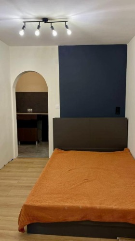 Studio Țentâr, Sofia
