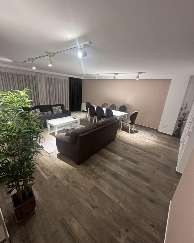 För uthyrning  2 sovrum Sofia , Bojana , 120 kvm | 91687254