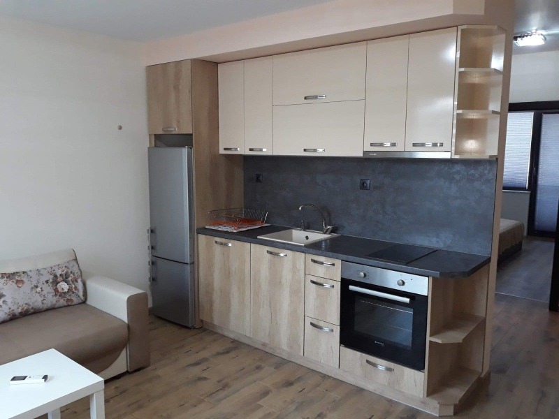 En renta  1 dormitorio Plovdiv , Kyuchuk Parizh , 66 metros cuadrados | 87873333