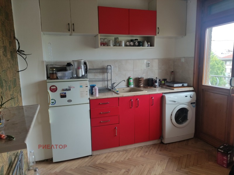 K pronájmu  1 ložnice Plovdiv , Centar , 50 m2 | 58366540