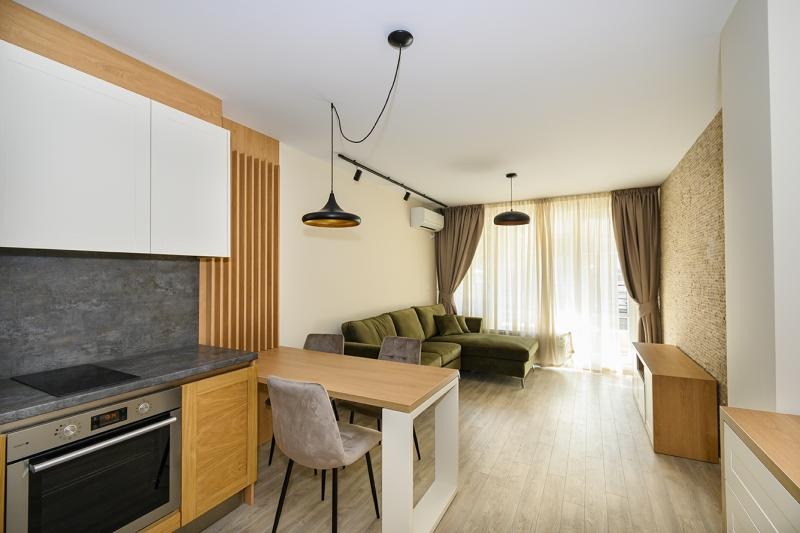 Дава под наем 3-СТАЕН, гр. Бургас, Лазур