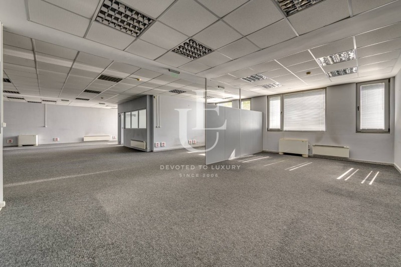 K pronájmu  Kancelář Sofia , Manastirski livadi , 210 m2 | 29034161 - obraz [3]