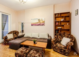 3 sovrum Centar, Sofia