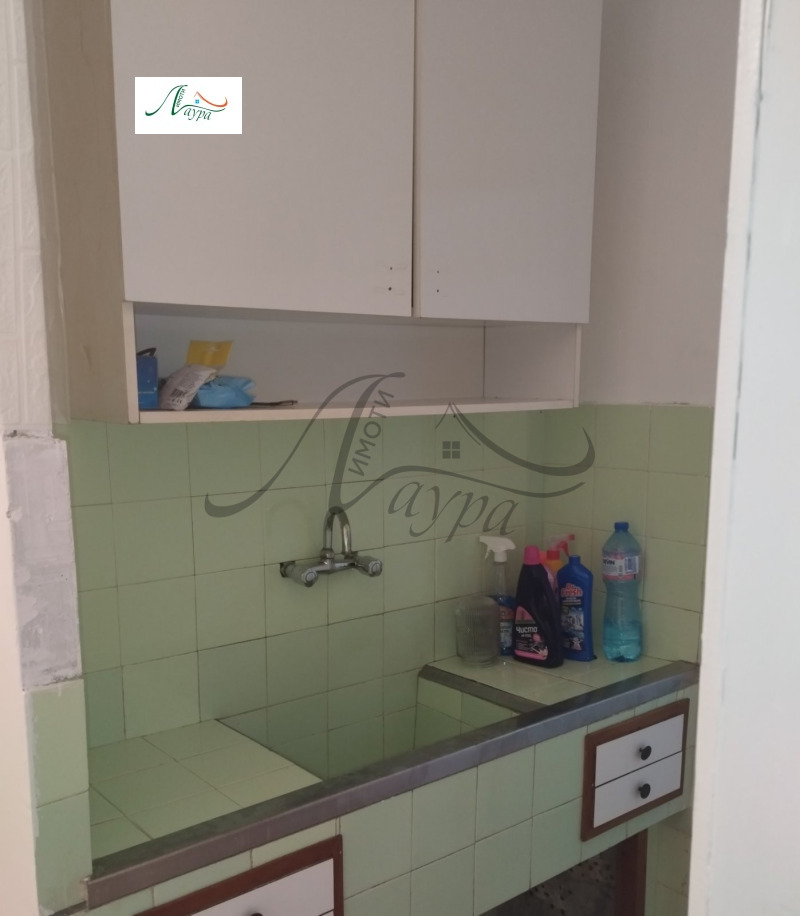 Дава под наем  1-стаен град Шумен , Тракия , 40 кв.м | 31315157 - изображение [8]