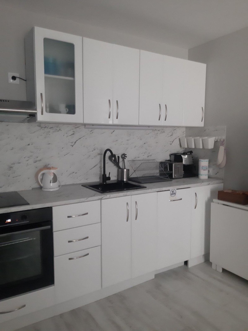 Дава под наем 2-СТАЕН, гр. Варна, Център, снимка 2 - Апартаменти - 52318568