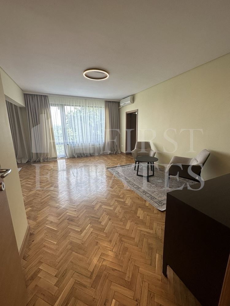 För uthyrning  2 sovrum Sofia , Centar , 130 kvm | 54623076 - bild [7]