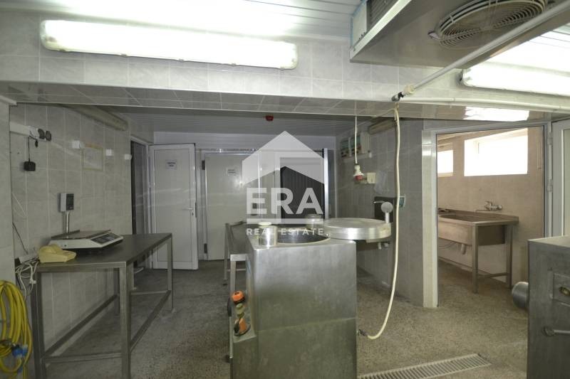 Дава под наем МАГАЗИН, гр. Хасково, Център, снимка 11 - Магазини - 54500468