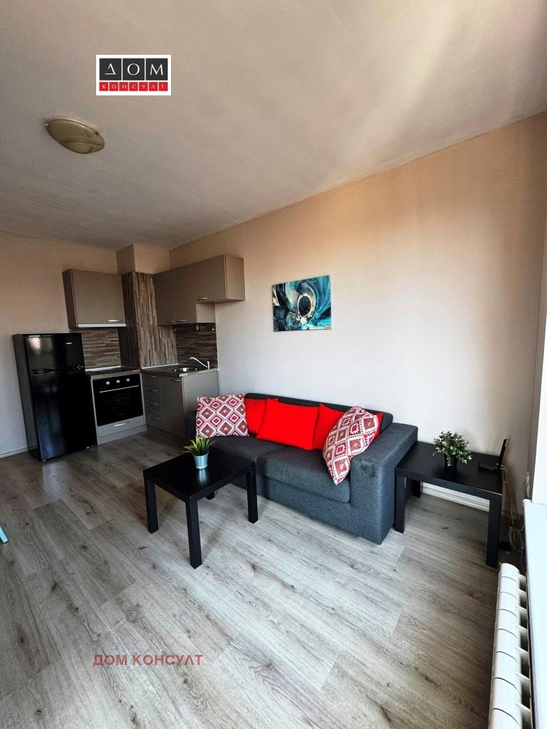 Дава под нем  2-стаен, град София, Младост 3 •  500 EUR • ID 73504009 — holmes.bg - [1] 