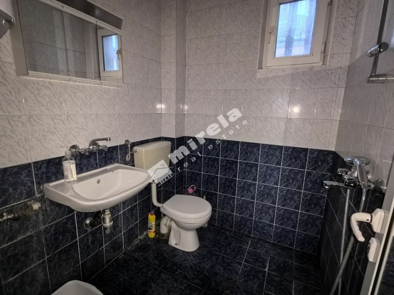 Til leie  1 soverom Jambol , Tsentar , 65 kvm | 96688065 - bilde [9]