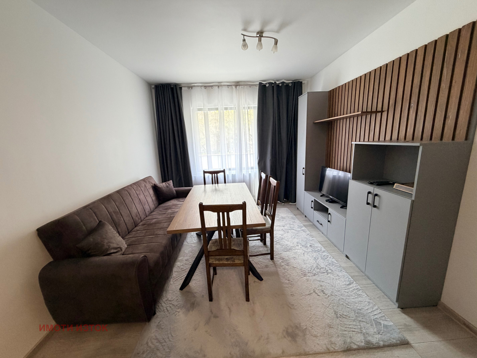 Дава под наем 2-СТАЕН, гр. Перник, Изток