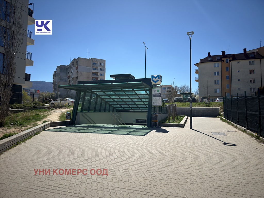 Дава под наем ГАРАЖ, ПАРКОМЯСТО, гр. София, Център, снимка 2 - Гаражи и паркоместа - 55020932