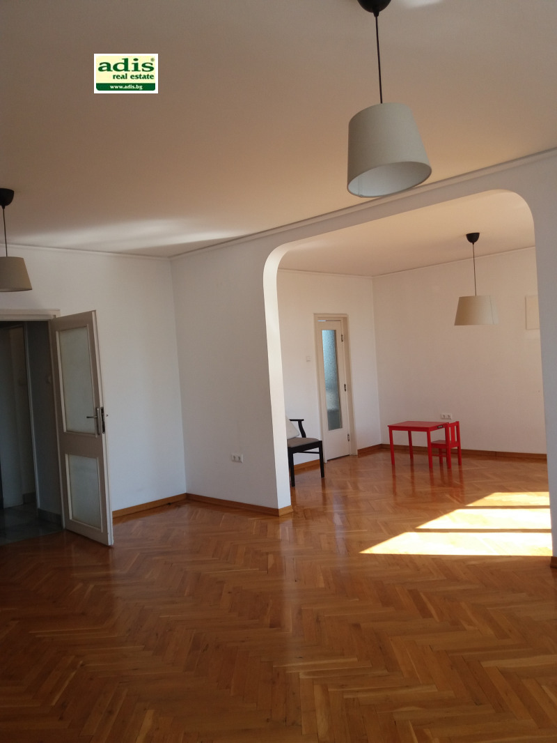 Para alugar  2 quartos Sofia , Iztok , 126 m² | 42036421