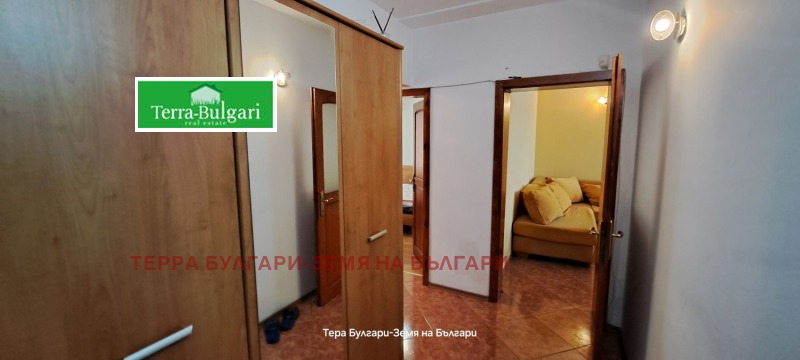 Дава под наем 3-СТАЕН, гр. Перник, Център, снимка 13 - Апартаменти - 52693689