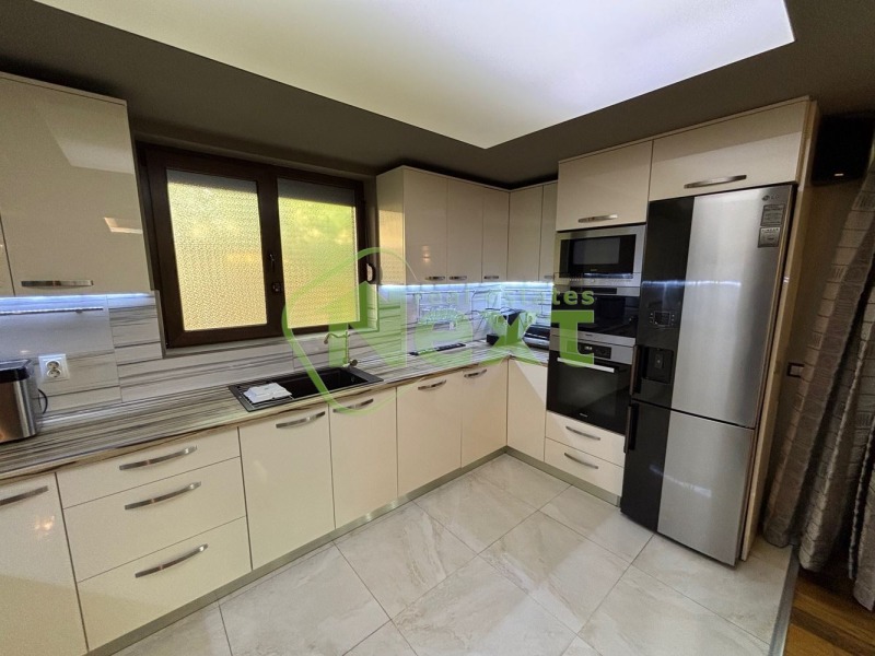 Zu vermieten  Haus Sofia , German , 280 qm | 23892368 - Bild [9]