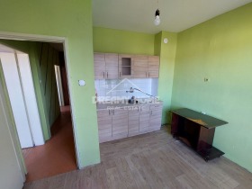 1 quarto Vazrojdenci, Kardjali 1