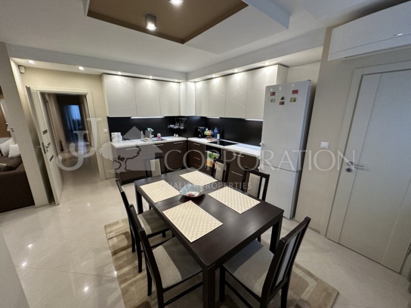 K pronájmu  3 ložnice Sofia , Borovo , 145 m2 | 21032792 - obraz [3]