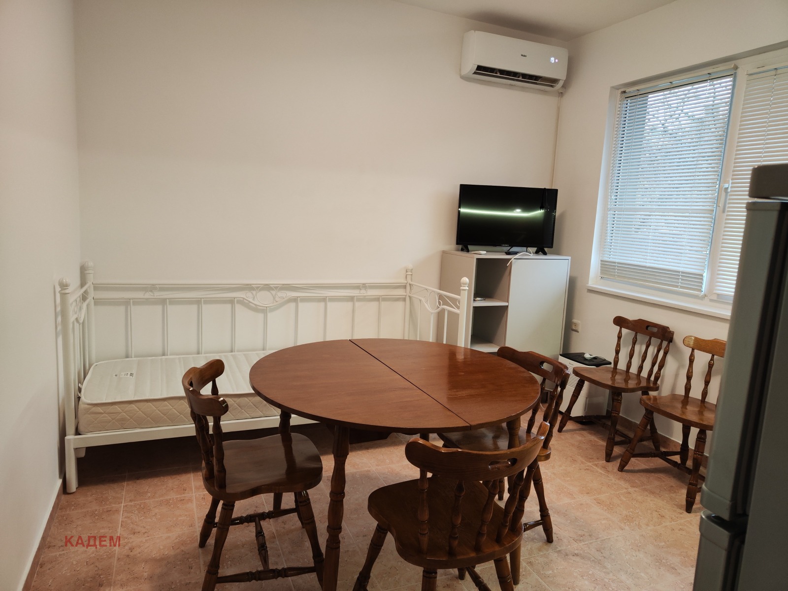 Дава под наем 2-СТАЕН, гр. Кюстендил, Център, снимка 2 - Апартаменти - 54153090