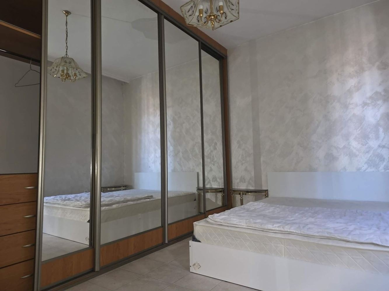 Дава под наем 3-СТАЕН, гр. София, Лозенец, снимка 11 - Апартаменти - 56208799