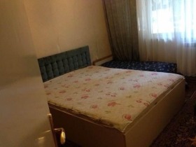 2 dormitoare Țentâr, Sofia