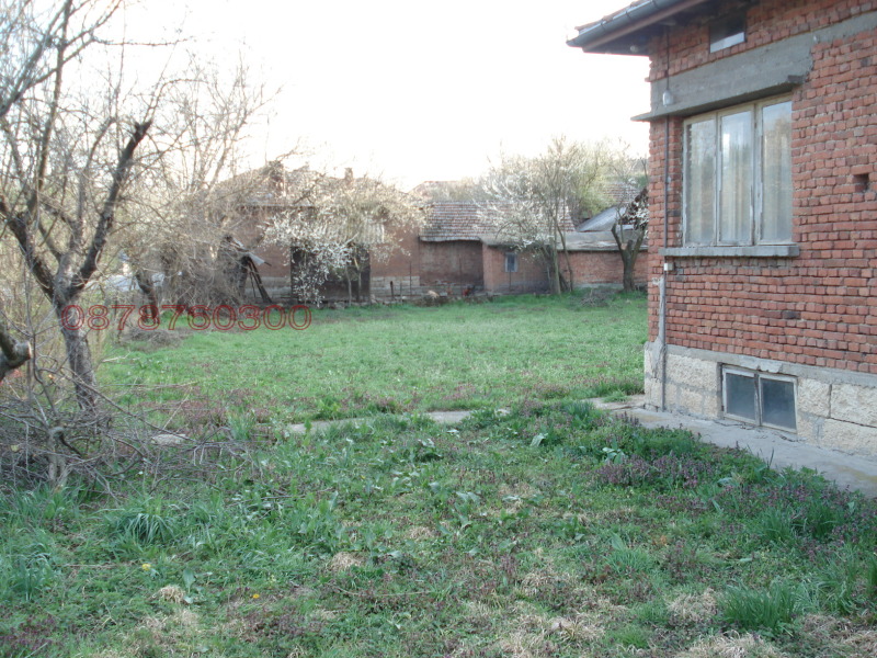 Дава под наем КЪЩА, с. Волово, област Русе, снимка 16 - Къщи - 52779333