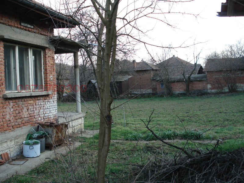 Дава под наем КЪЩА, с. Волово, област Русе, снимка 6 - Къщи - 52779333