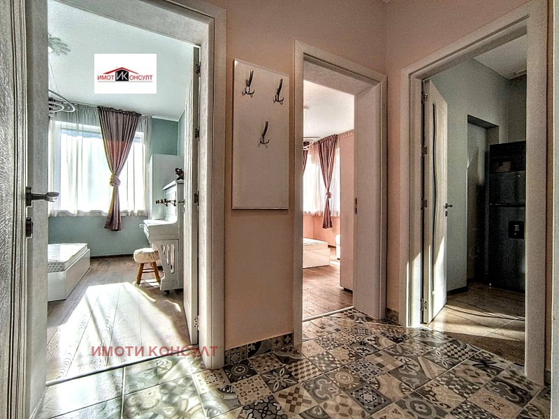 De inchiriat  2 dormitoare Velico Târnovo , Țentâr , 89 mp | 65731738