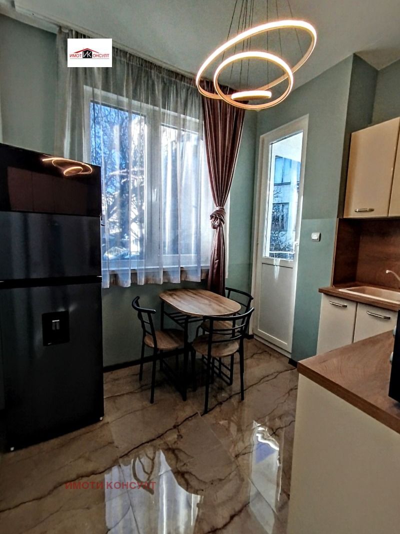 De inchiriat  2 dormitoare Velico Târnovo , Țentâr , 89 mp | 65731738 - imagine [2]