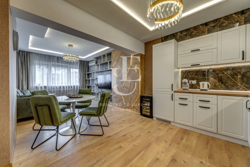 Дава под наем 3-СТАЕН, гр. София, Център, снимка 2 - Апартаменти - 52646522