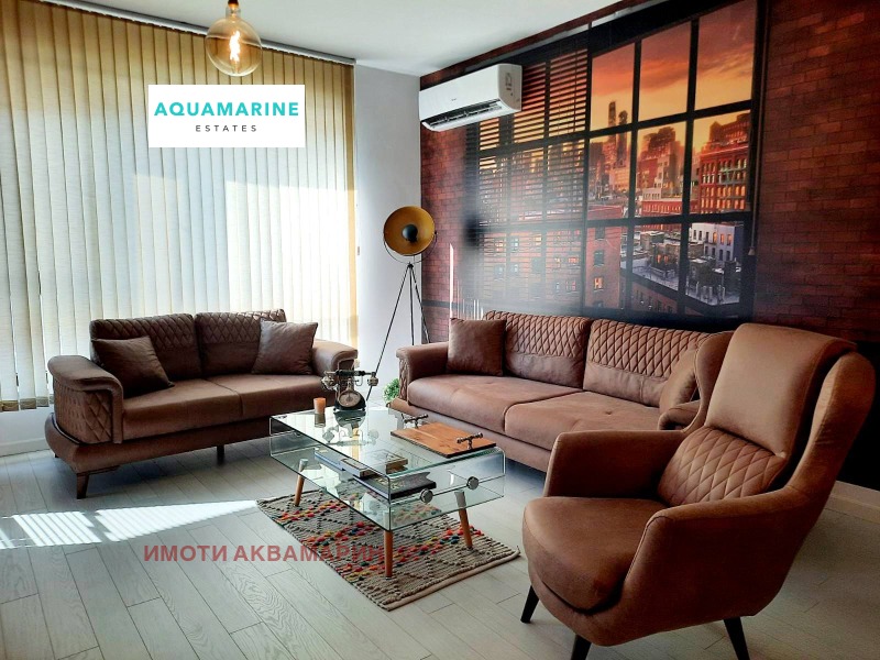 Дава под наем 3-СТАЕН, гр. Варна, Фестивален комплекс