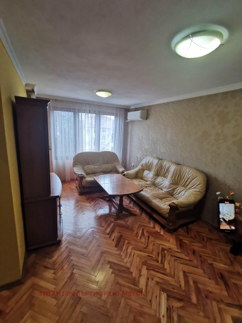 Дава под наем 3-СТАЕН, гр. Бургас, Център, снимка 2 - Апартаменти - 53381383