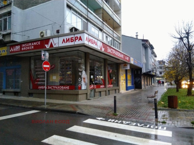 Дава под нем  Магазин, град Варна, Център •  900 EUR • ID 54464808 — holmes.bg - [1] 