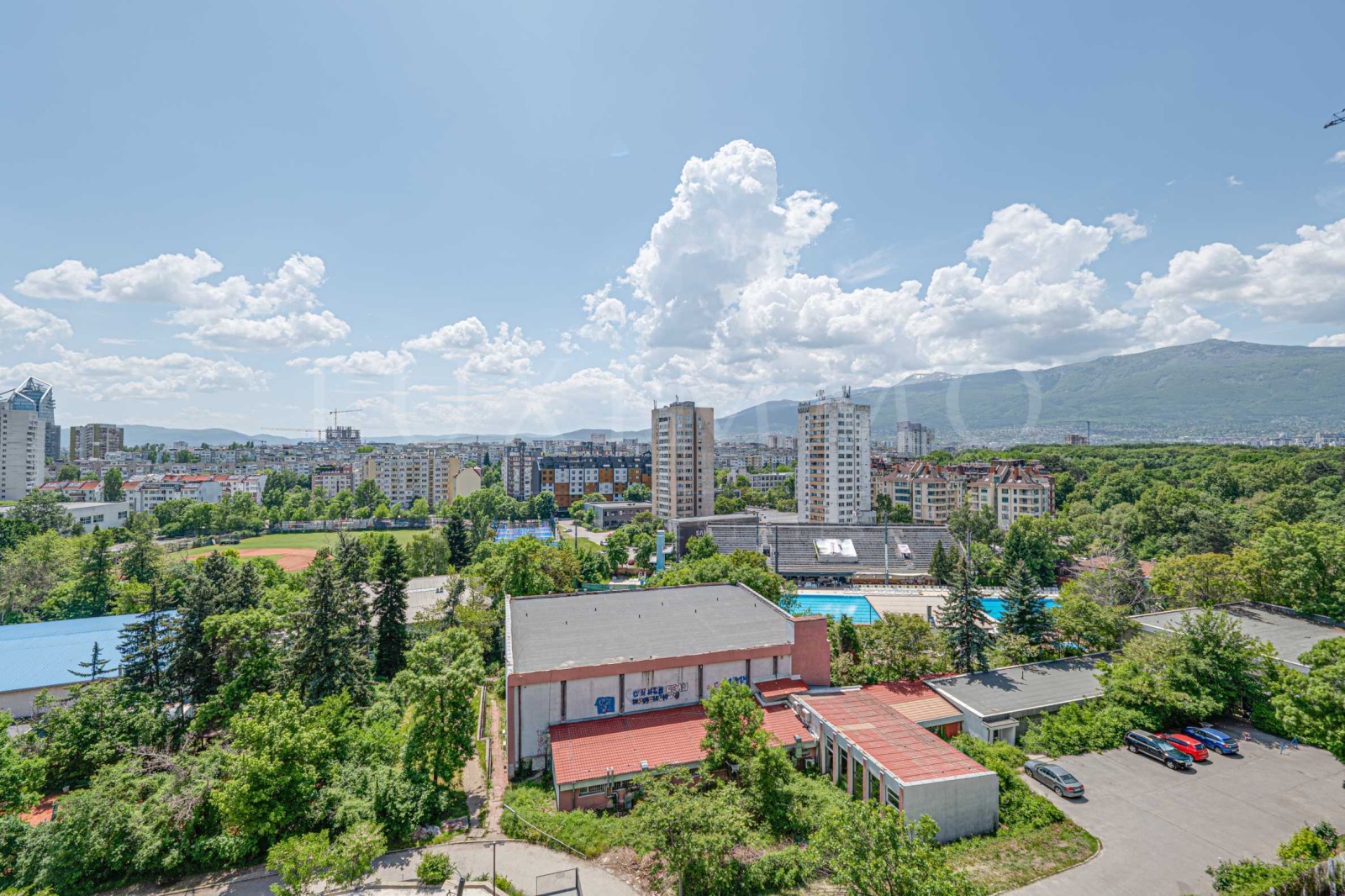 Дава под наем 3-СТАЕН, гр. София, Изгрев, снимка 6 - Апартаменти - 54713745