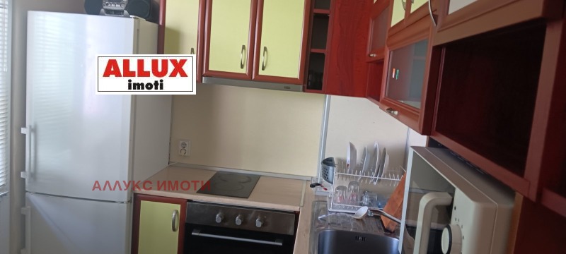 Zu vermieten  1 Schlafzimmer Ruse , Zdrawez Iztok , 60 qm | 68248882