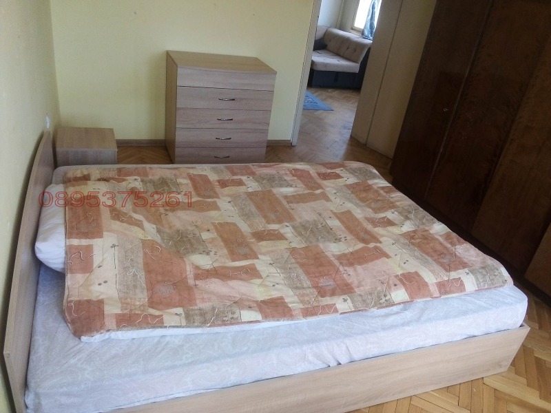 Дава под наем МНОГОСТАЕН, гр. Велико Търново, Център, снимка 4 - Апартаменти - 53084856