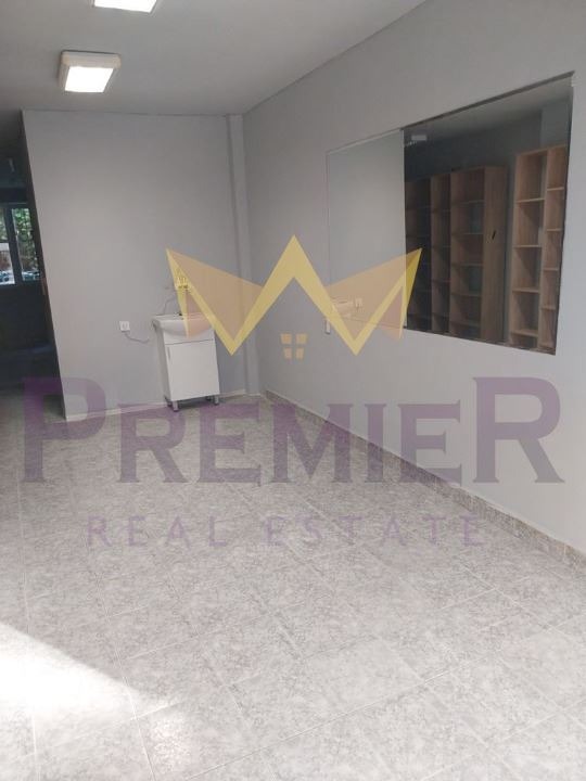 Da affittare  Negozio Varna , Sportna zala , 38 mq | 32630305 - Immagine [3]