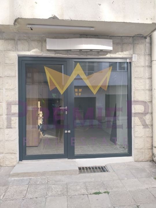 Da affittare  Negozio Varna , Sportna zala , 38 mq | 32630305 - Immagine [7]