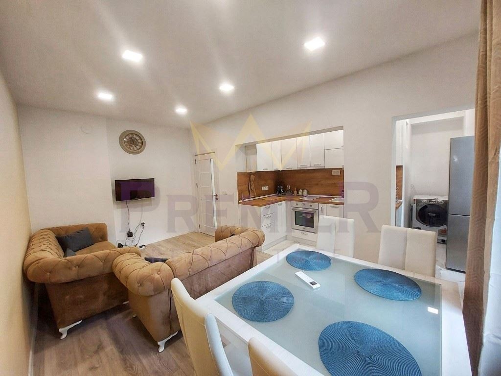 Дава под наем 3-СТАЕН, гр. Варна, Център, снимка 3 - Апартаменти - 53704208