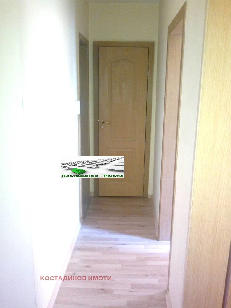 Дава под наем ОФИС, гр. Пловдив, Център, снимка 4 - Офиси - 52130266