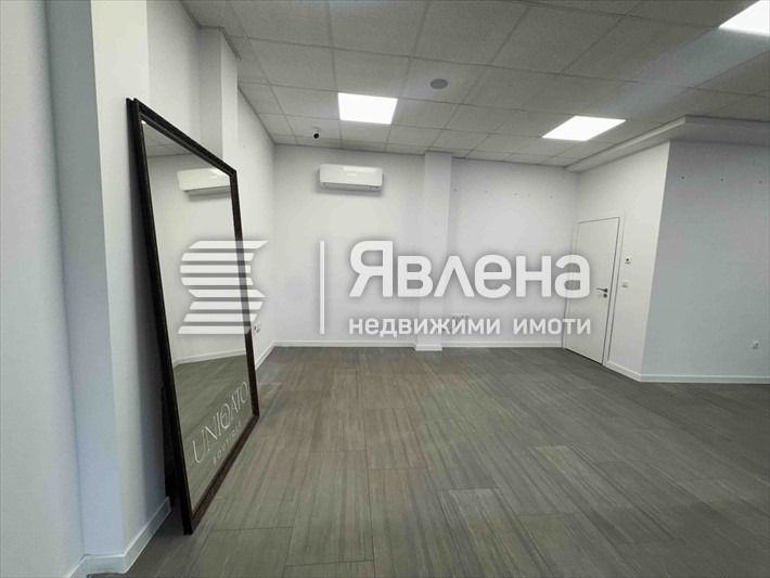 Дава под наем МАГАЗИН, гр. Варна, Център, снимка 3 - Магазини - 53195151